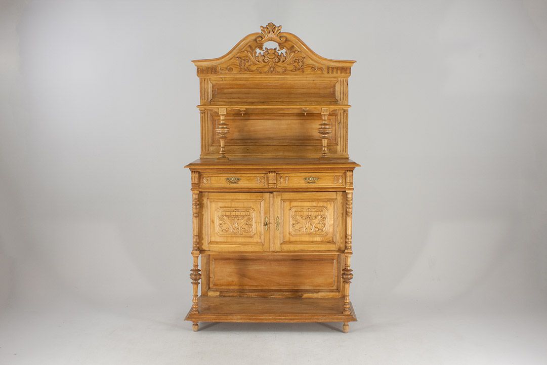 Foto Walnut Cupboard Rhineland 1860 *N