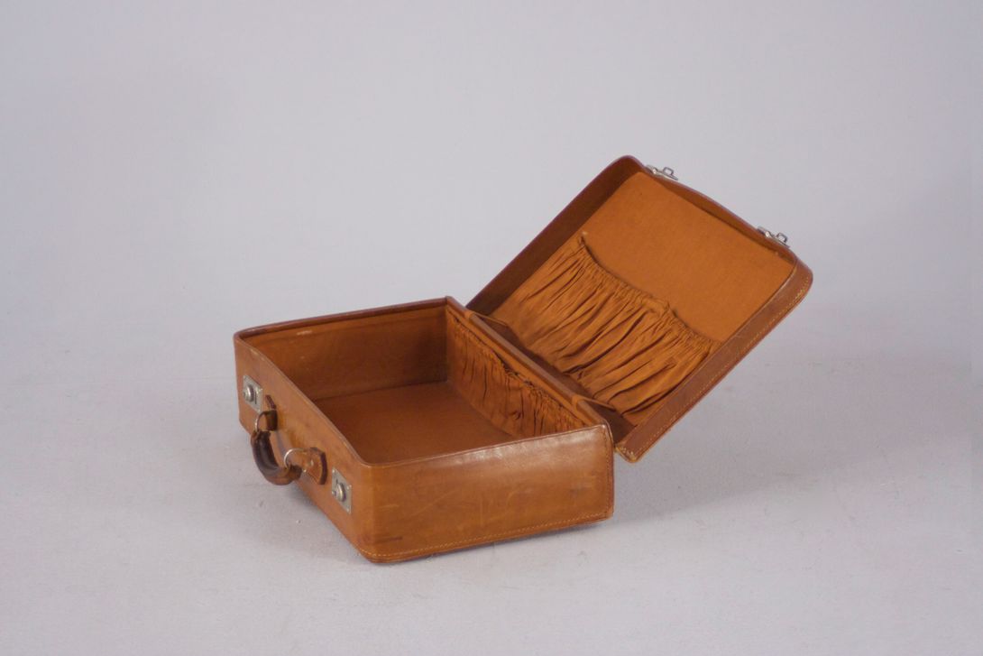 Foto Leather Suitcase, Setin Inlay h32x50x13