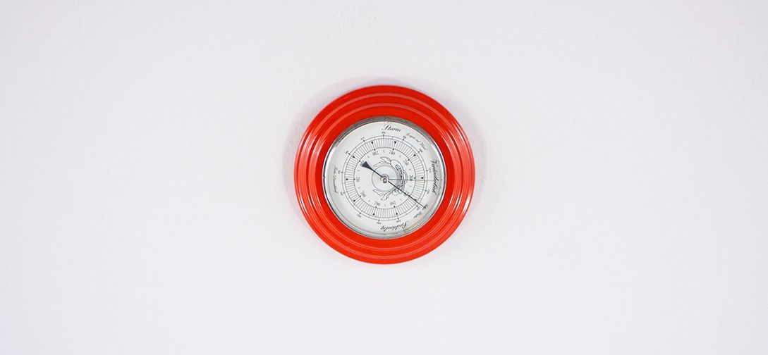 Foto Red Circular Air Pressure