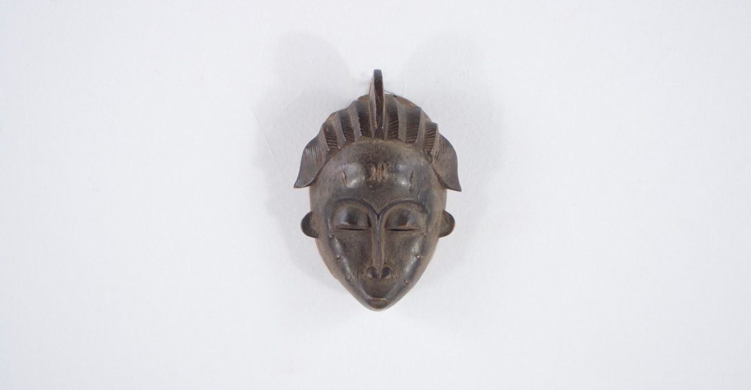 Foto Carved African Mask, Wall Decoration