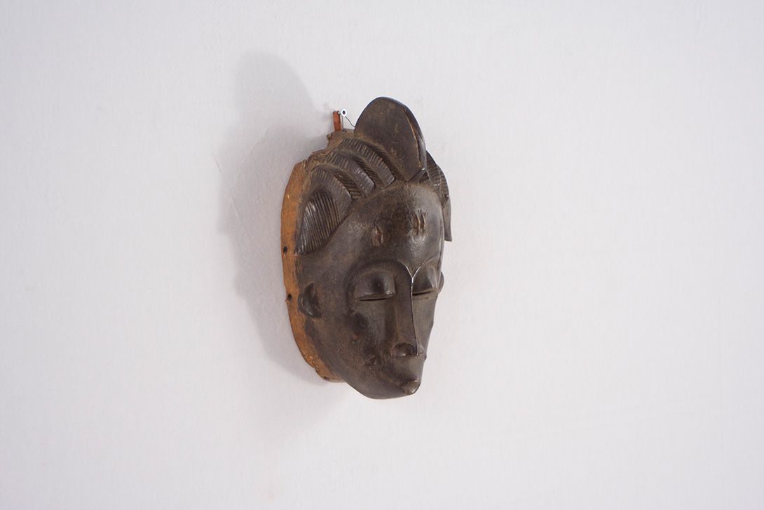Foto Carved African Mask, Wall Decoration