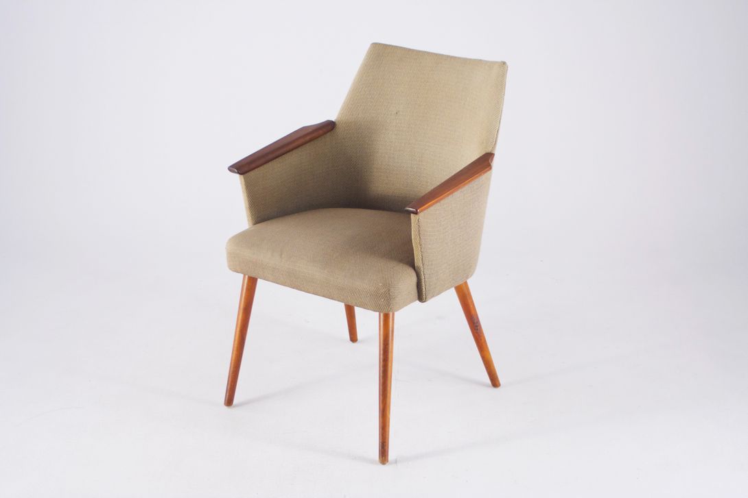 Foto Armchair Beige Upholstery with Wooden Armrests 1957