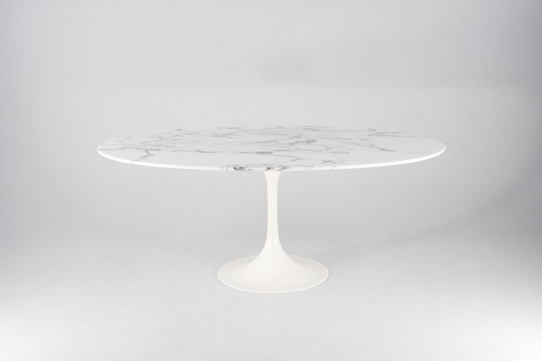 Foto Saarinen White Marble Tulip Dining Table h70x180x115
