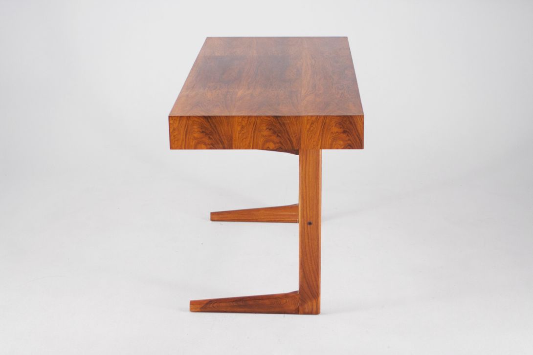 Foto Georg Petersen Rosewood Desk Danish Modern Design h71x115x55