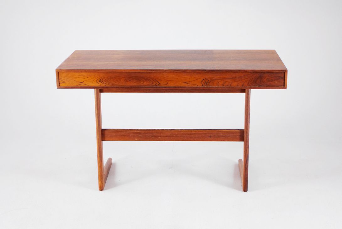 Foto Georg Petersen Rosewood Desk Danish Modern Design h71x115x55