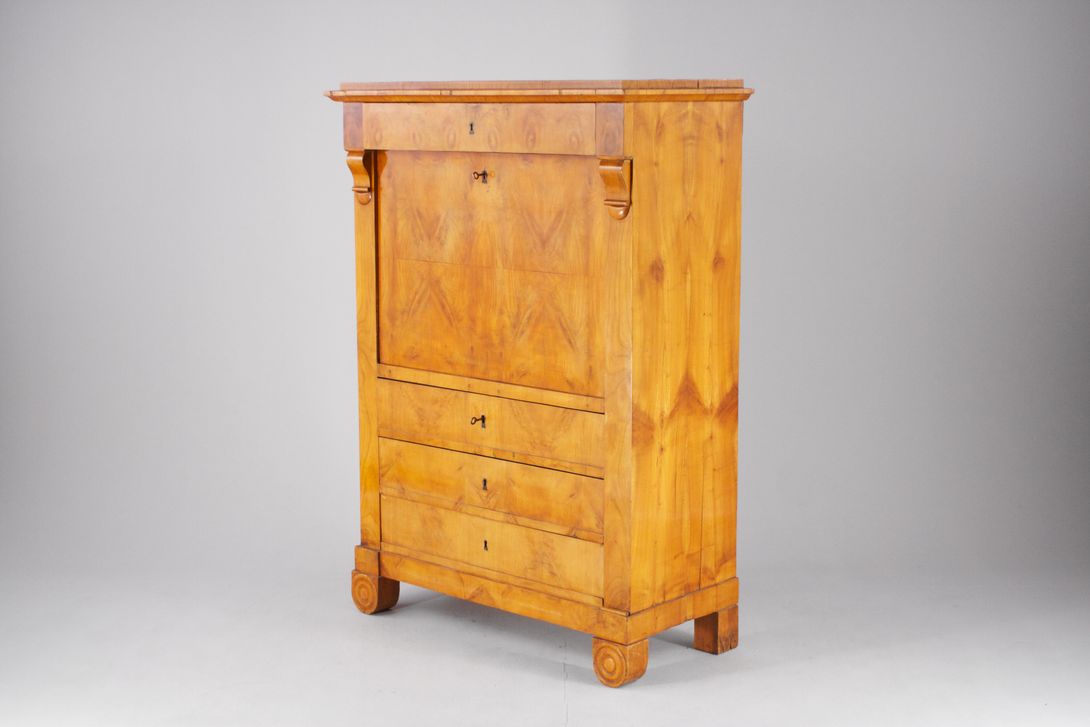 Foto Bureau with Round Front Foot Germany 1860 h150x106x52