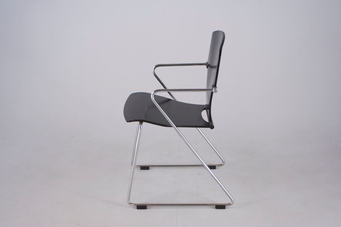 Foto Black Chair With Chrome Frame, Arne Jacobsen Style *