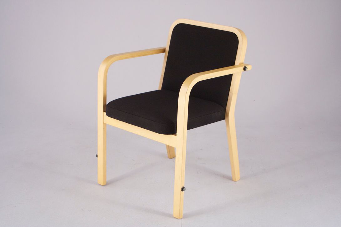 Foto Black Chair, Bent Wood *