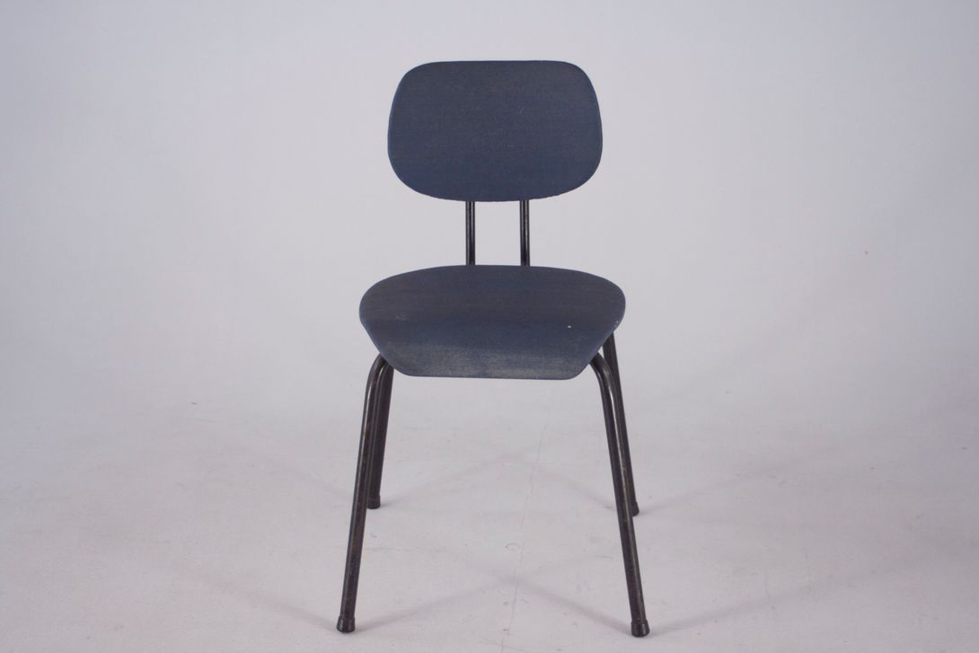 Foto Mid-Century Tubular-Steel Chair, Blue Upholstery