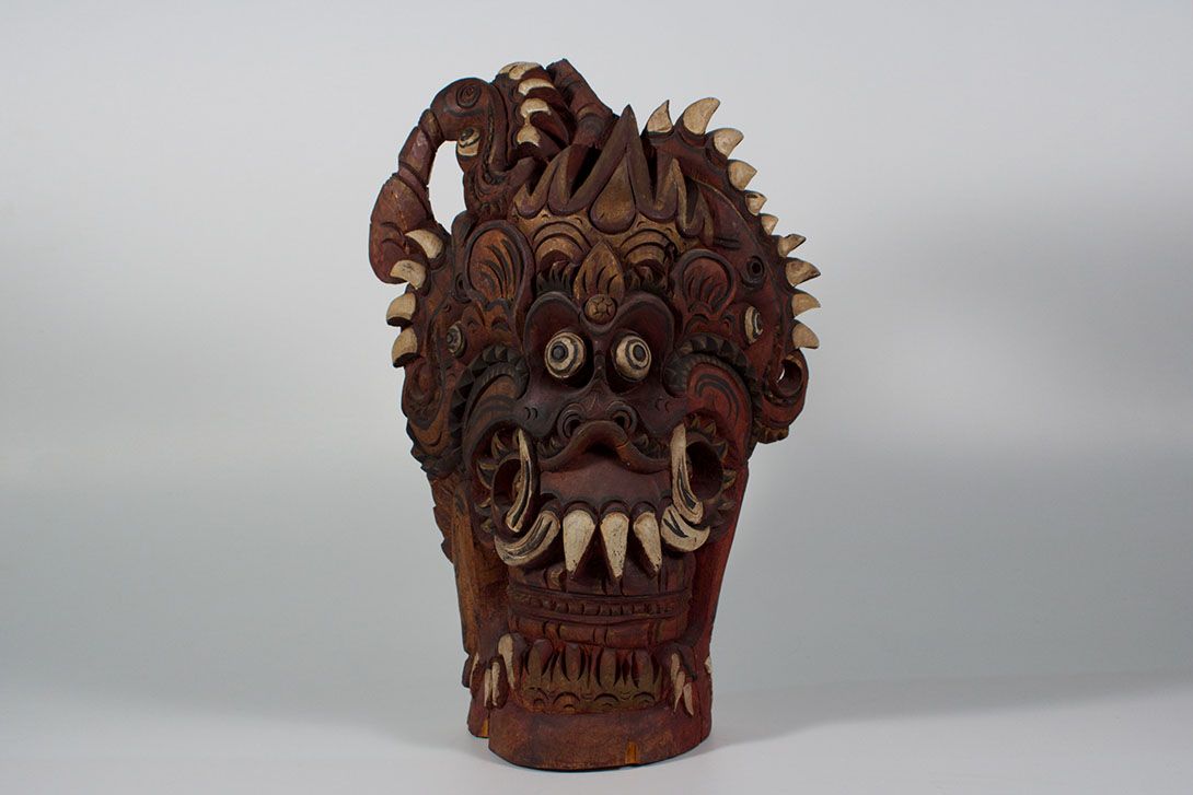 Foto Dragon Mask h55x40x20 Indonesia 1950