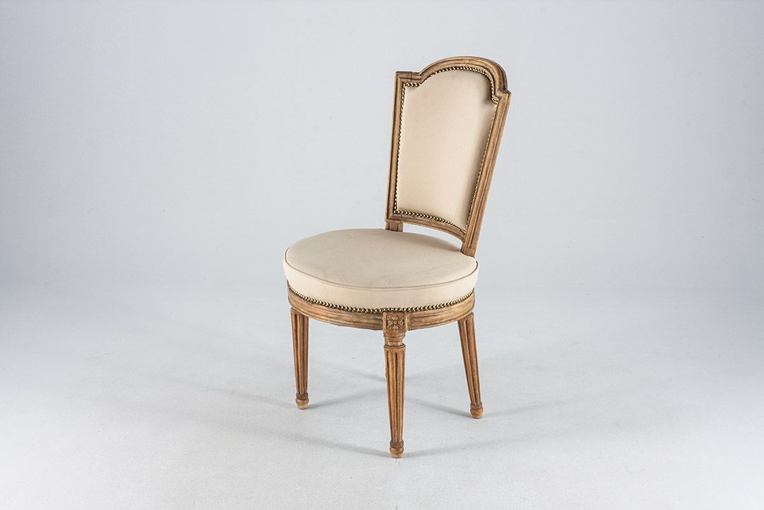 Foto Wooden Chair with Rosé Upholstery Prussian Classicism 1845