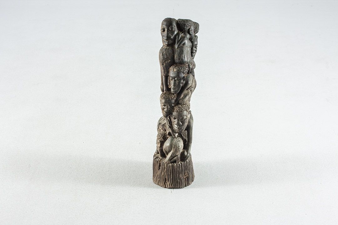 Foto African Sculpture, Miniature Totem, Carved Wood h50x19x14