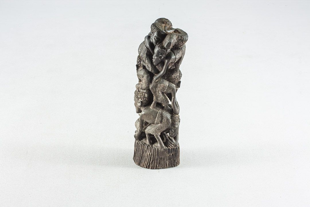 Foto African Sculpture, Miniature Totem, Carved Wood h50x19x14
