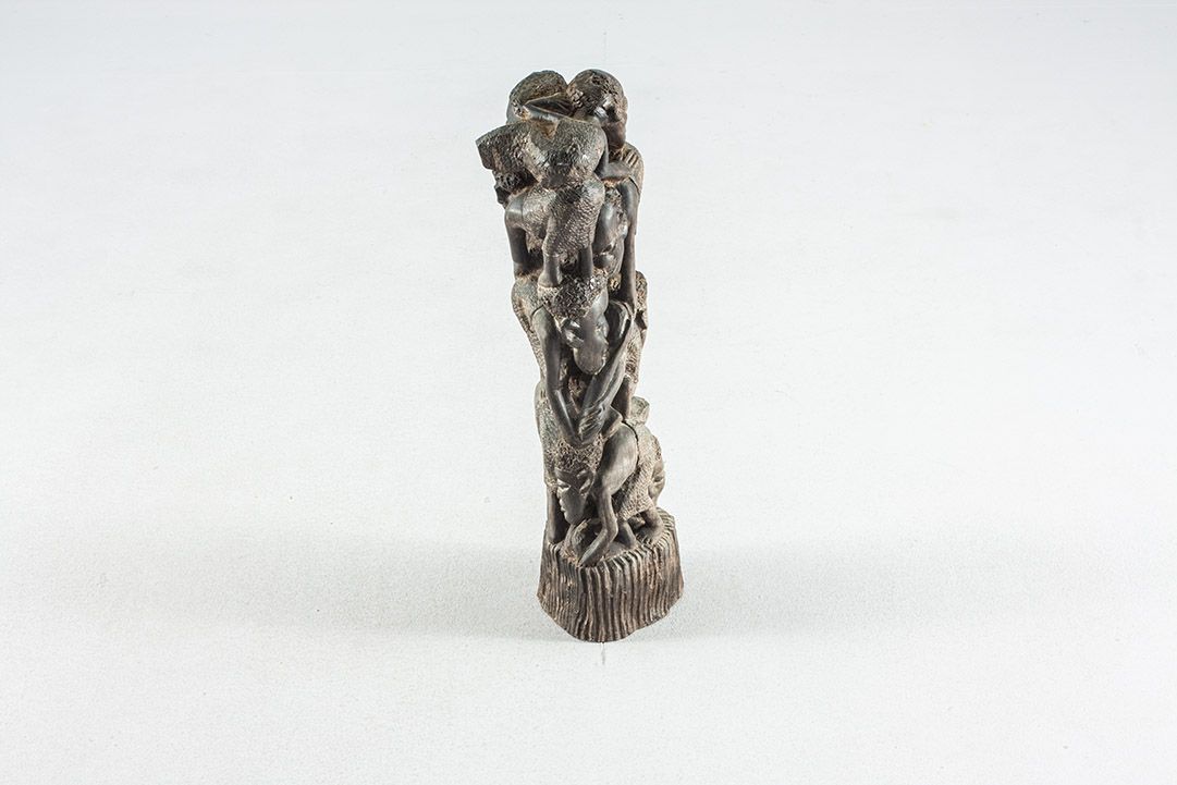 Foto African Sculpture, Miniature Totem, Carved Wood h50x19x14