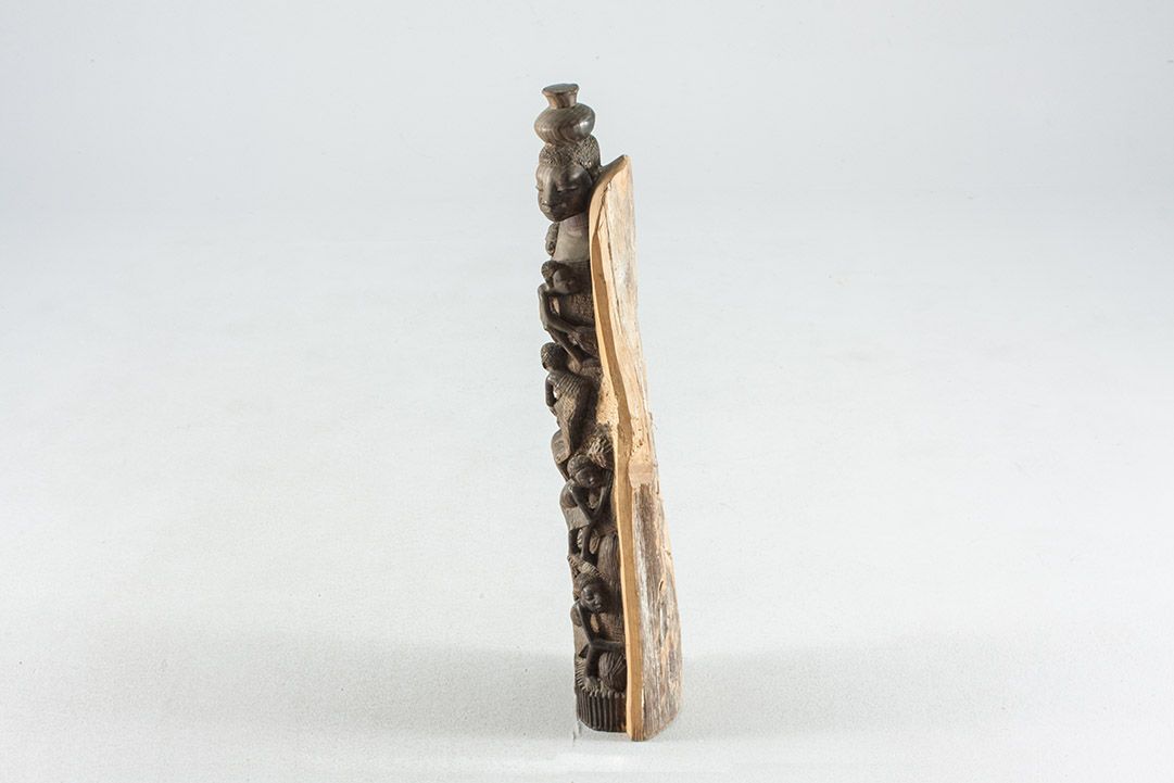 Foto African Sculpture, Carved Totem