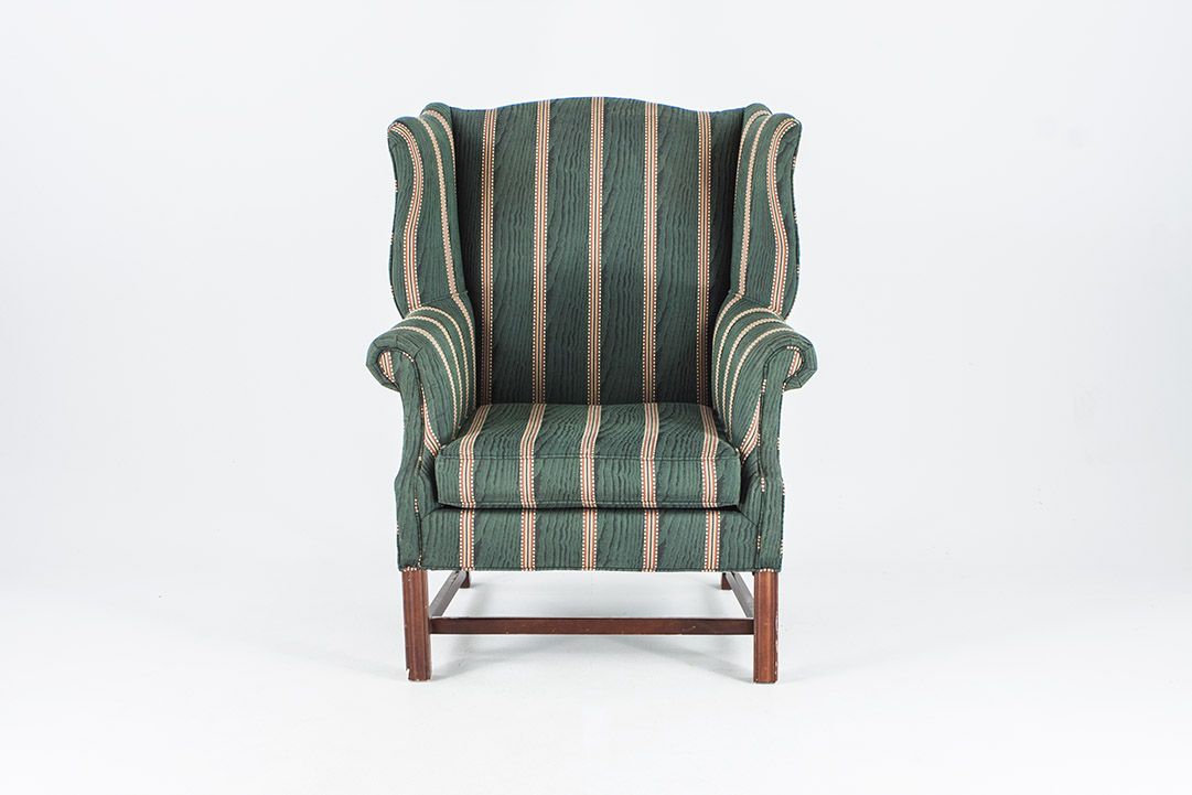Foto American Embassy Armchair