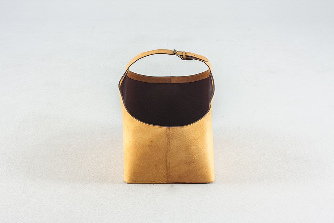 Foto Leather Hamper for Firewood 1960