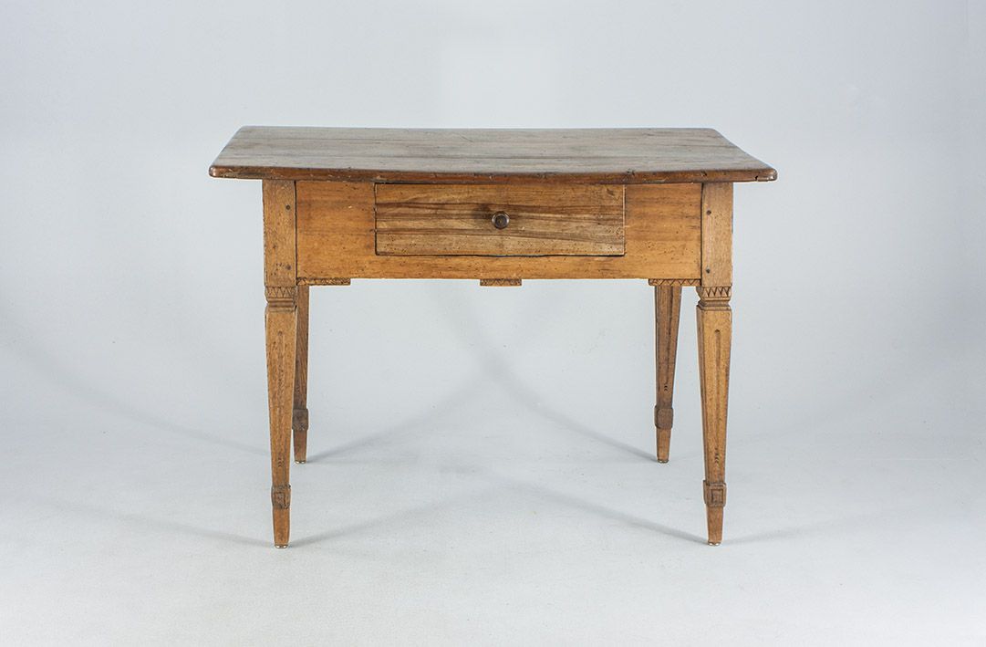 Foto Rustic Wooden Kitchen Table 1910 h79x110x80