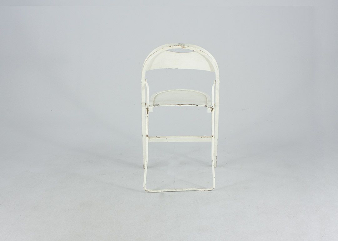 Foto Wooden Vintage Folding Chair, White, Rounded Backrest