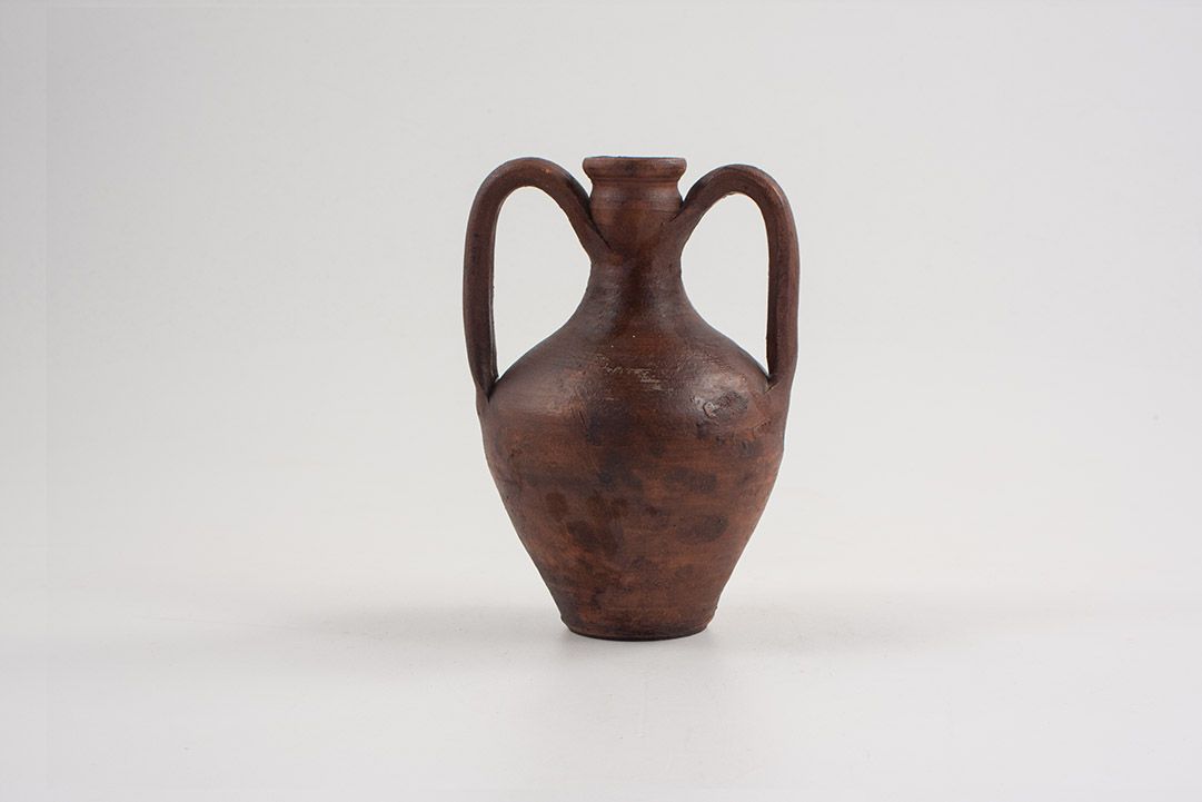 Foto Ceramic Table Vase with Two Bails h18 D5