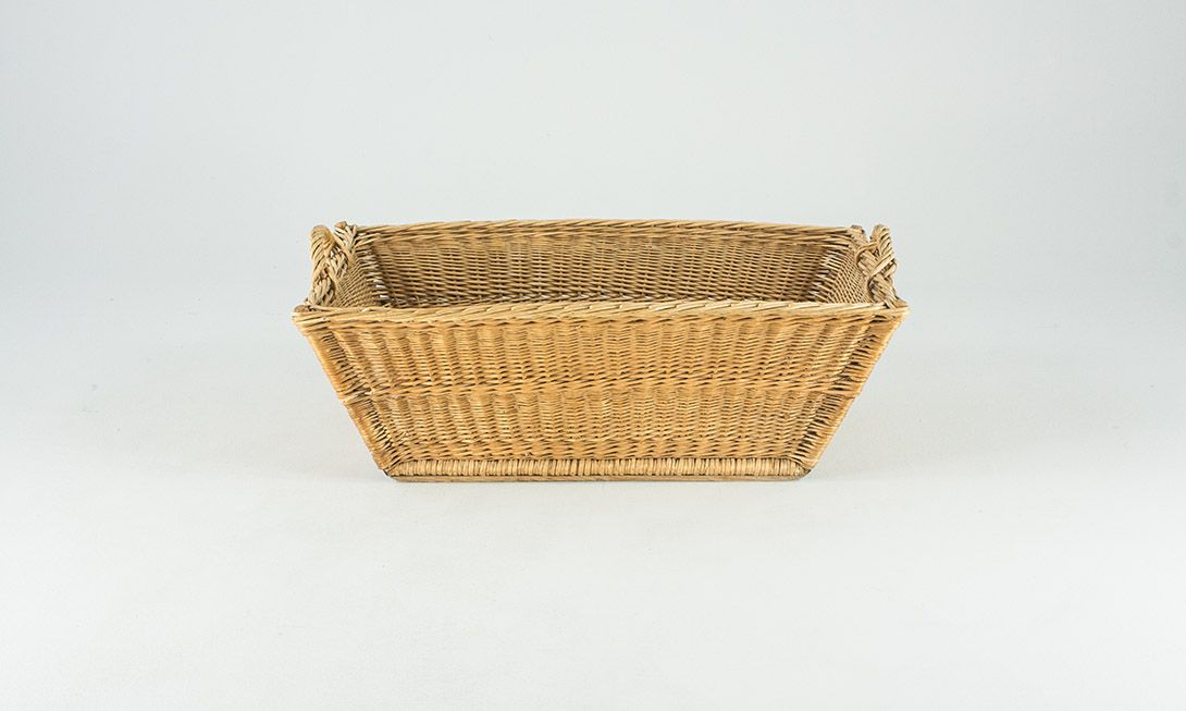 Foto Big Brown Wicker Basket