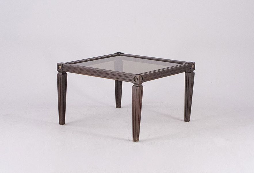 Foto Cofee Table with Carved Legs and Glass Surface h45x70x70
