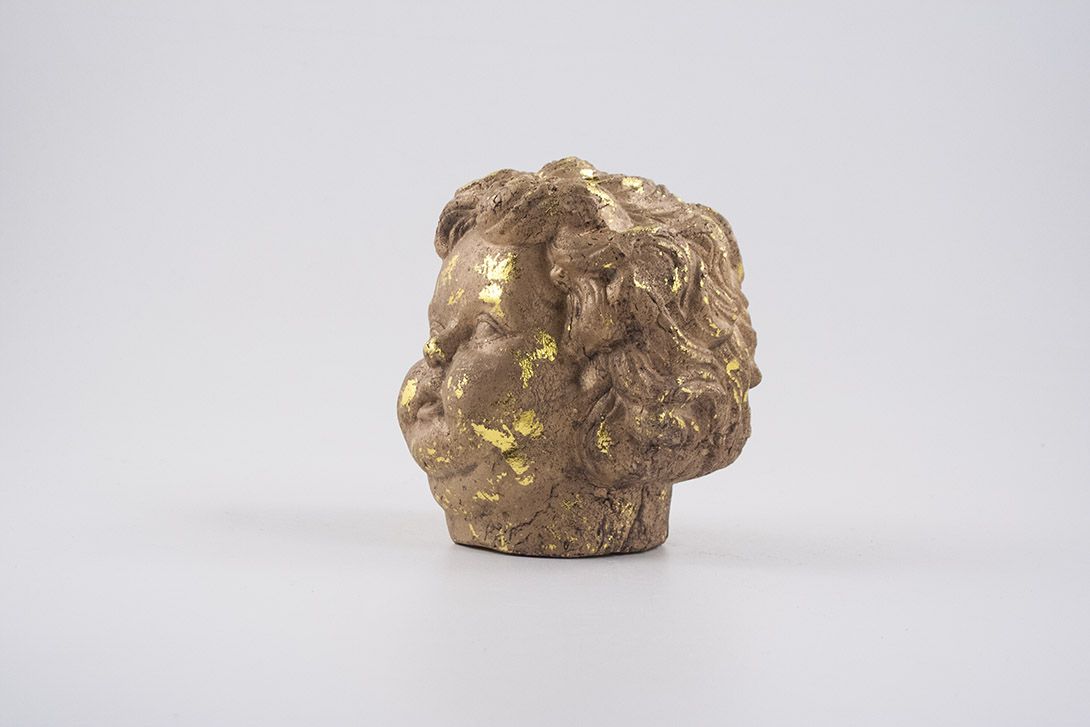 Foto Golden Cast Stone Cherub Head Sculpture 1915