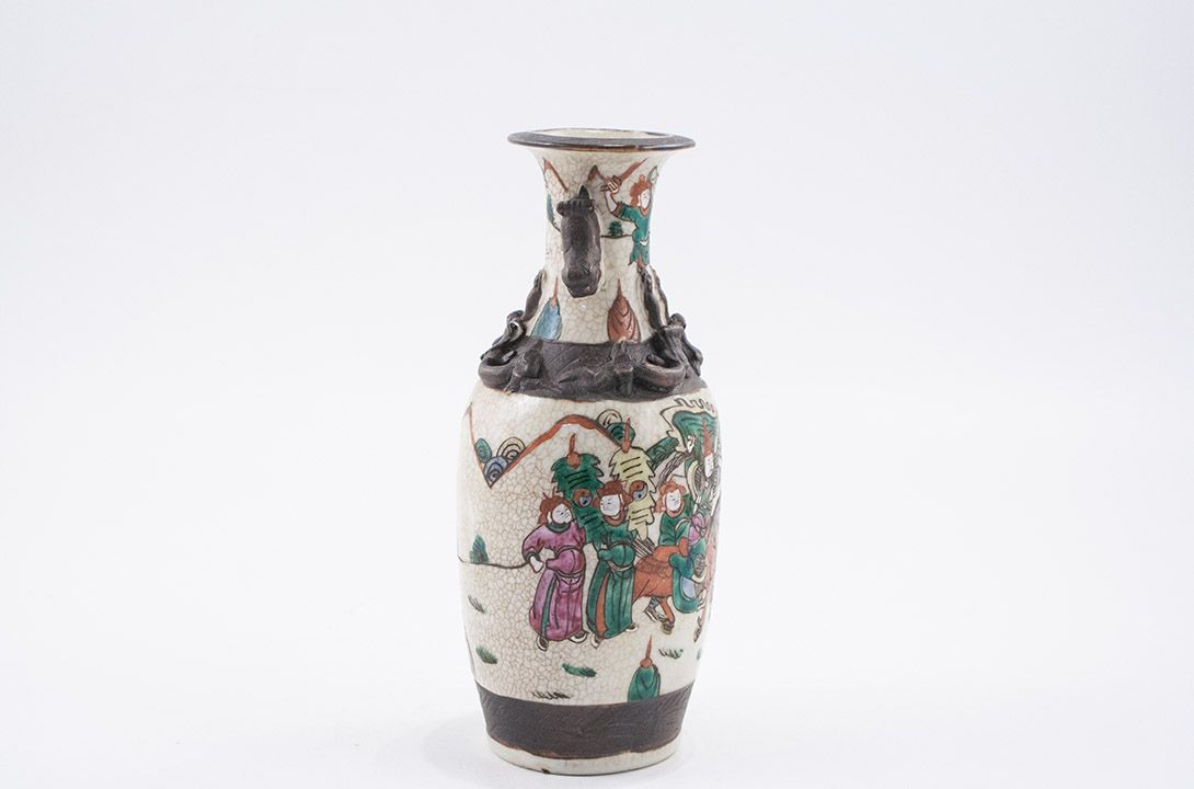 Foto Chinese Vase with Fight Scene Image