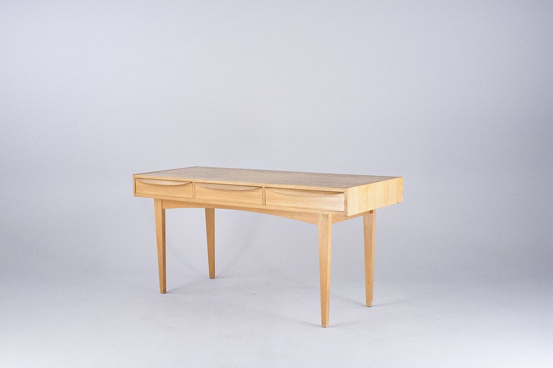 Foto Hellerau Desk Dresden 1951 h76x158x62