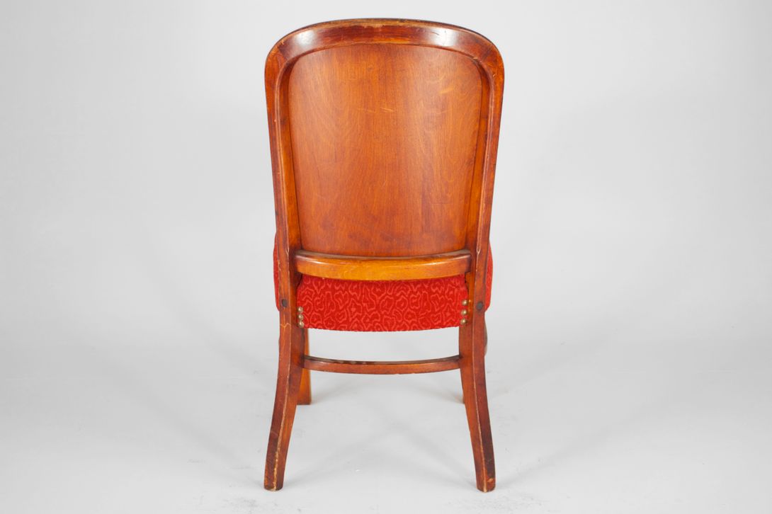 Foto Theatre Restaurant Chair 1921