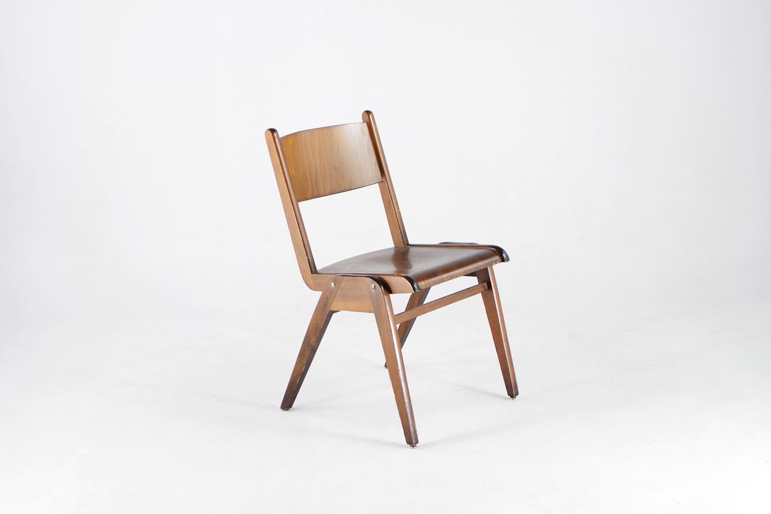 Foto Dark Plywood Stacking Chair 1950