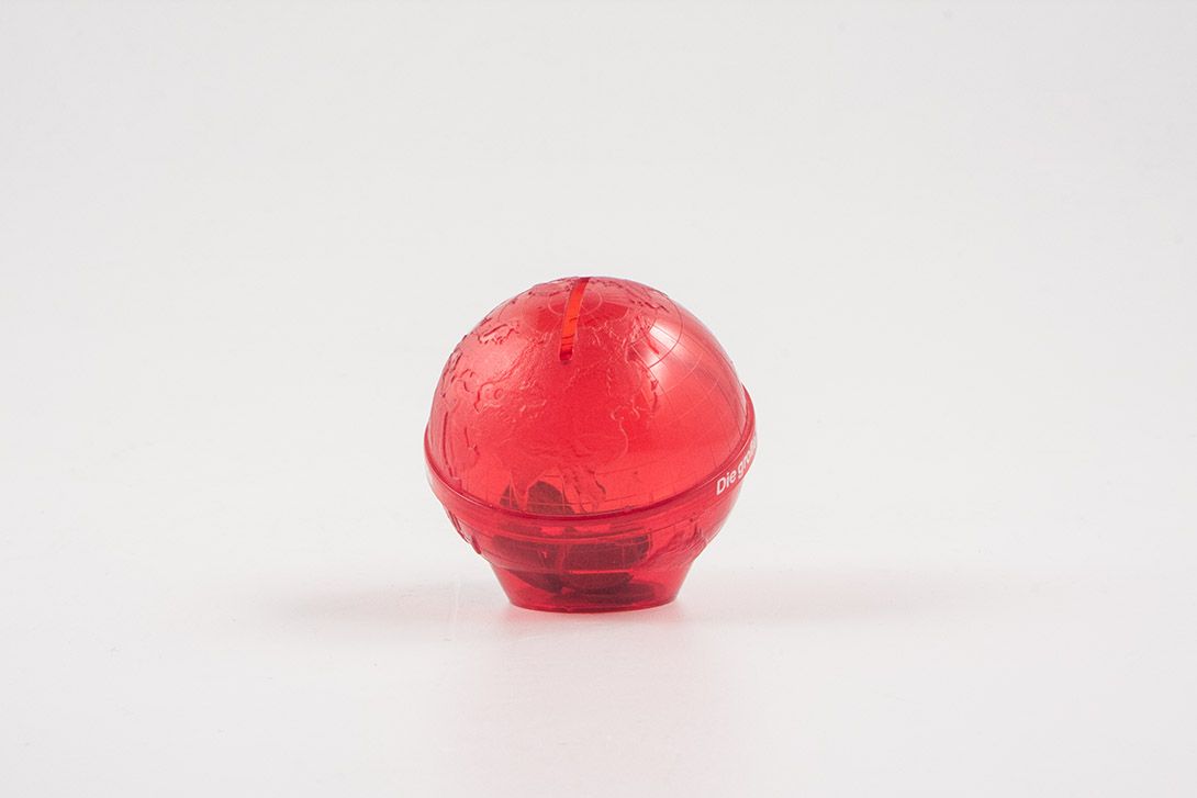 Foto Red Globe Saving Box h8x9