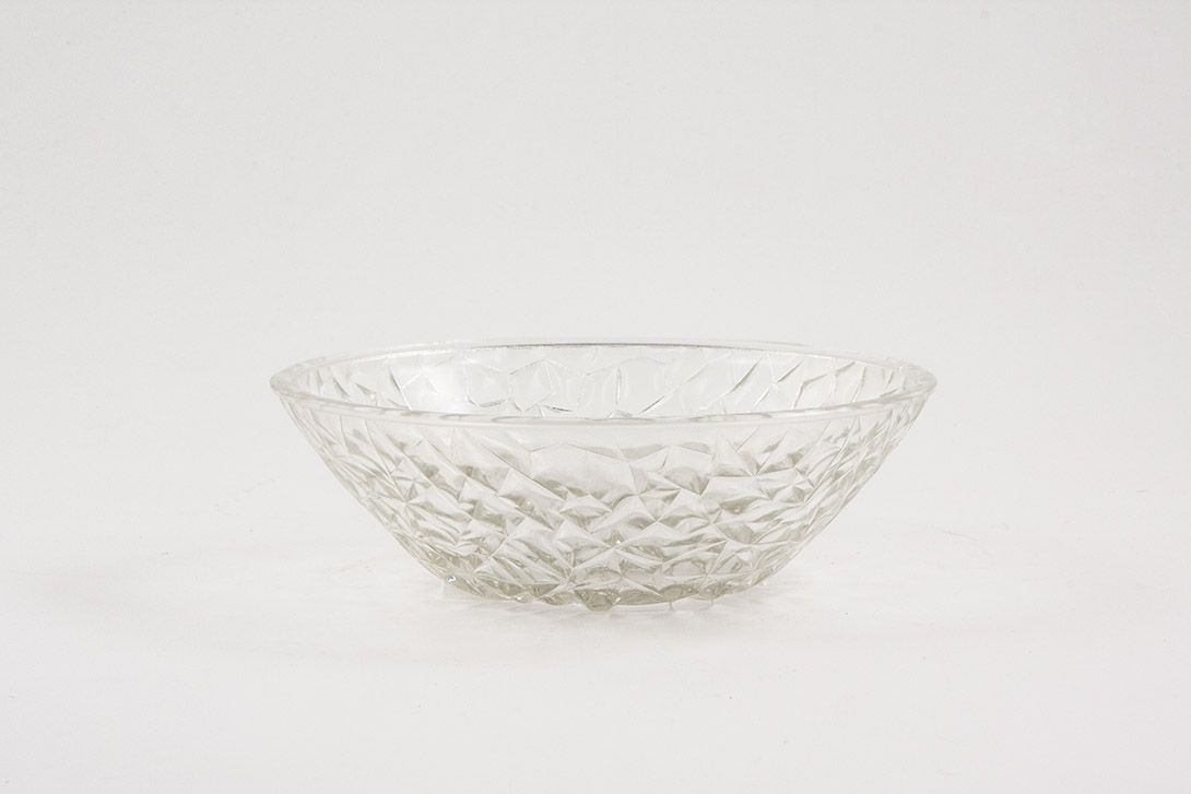 Foto Glass Bowl with Hilly Relief