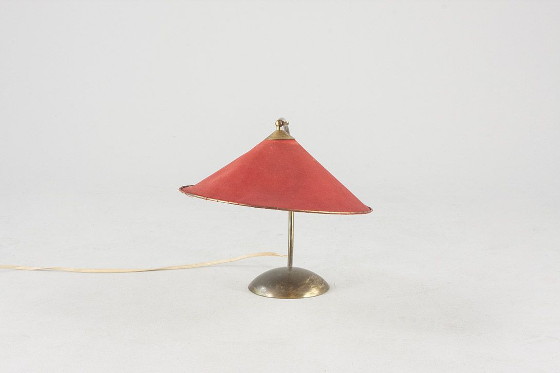 Foto Table Lamp with Curved Stand and Red Shade ​h42