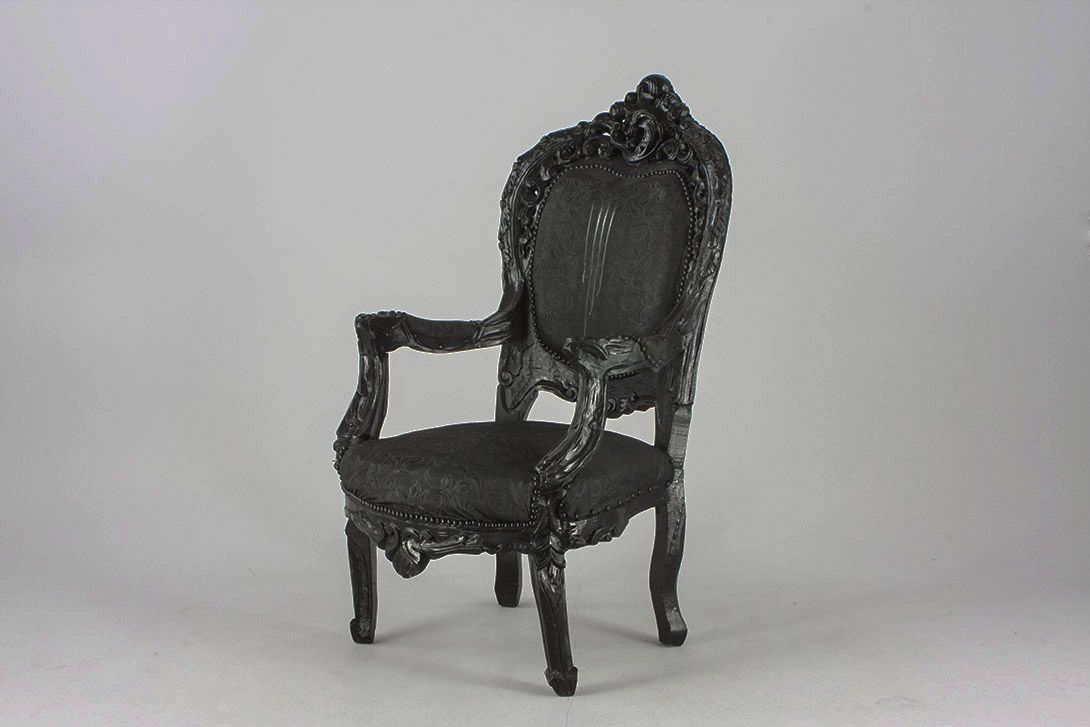 Foto Black Painted Baroque Armchair with Carved Details