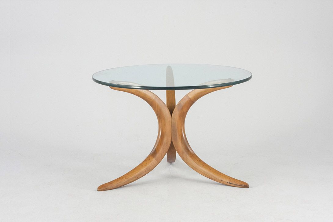 Foto Round Coffee Table with Curved Wooden Legs 1926 h50x75