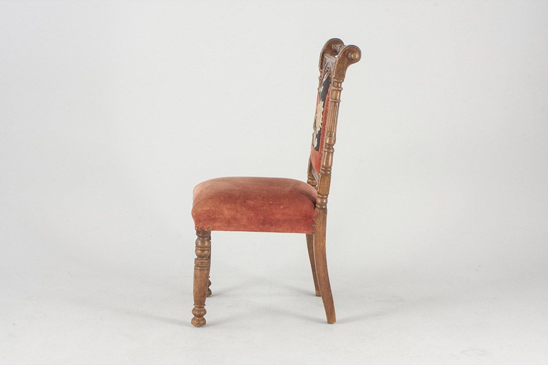 Foto Chair with Red Velvet Upholstery and Embroidered Backrest 1890