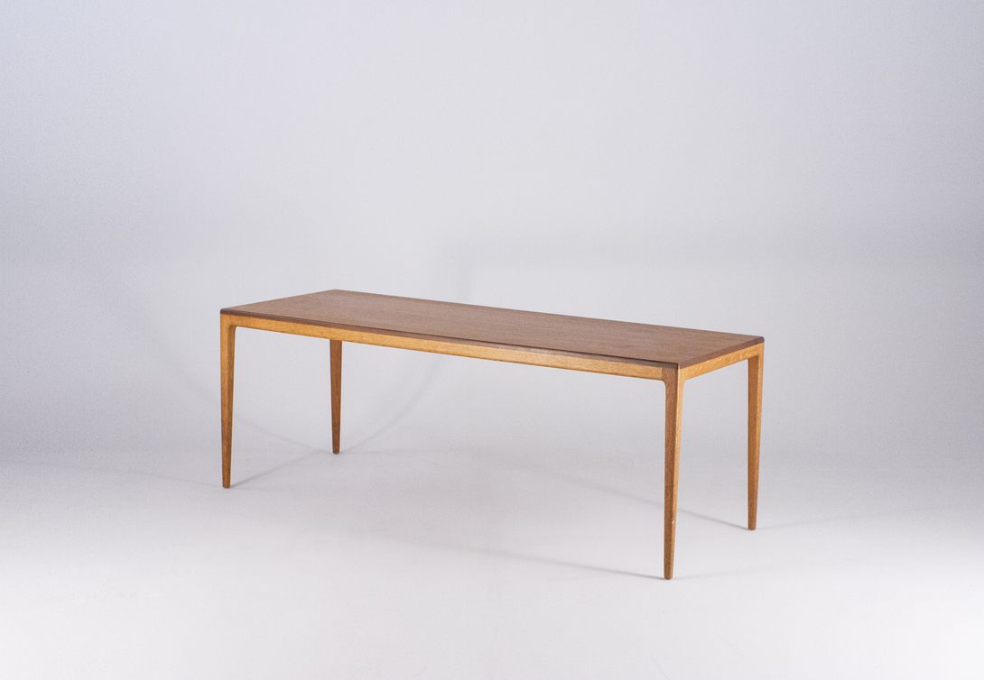 Foto Long Danish Teak Side Table 1956 h55x150x55