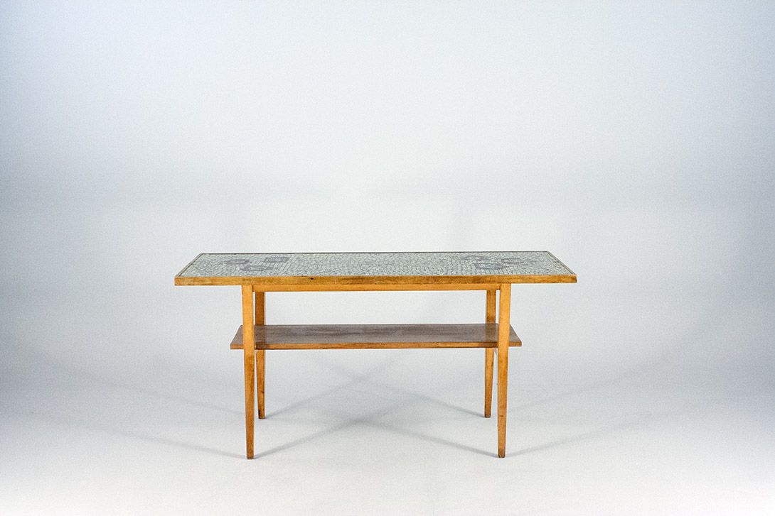 Foto Bauhaus Tessellated Coffee Table on Oak Construction Saxony 1925 ​h61x125x50