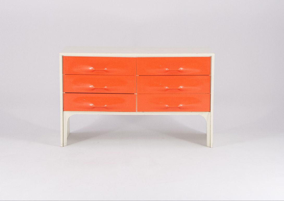 Foto Raymond Loewy Sideboard with Six Drawers w103