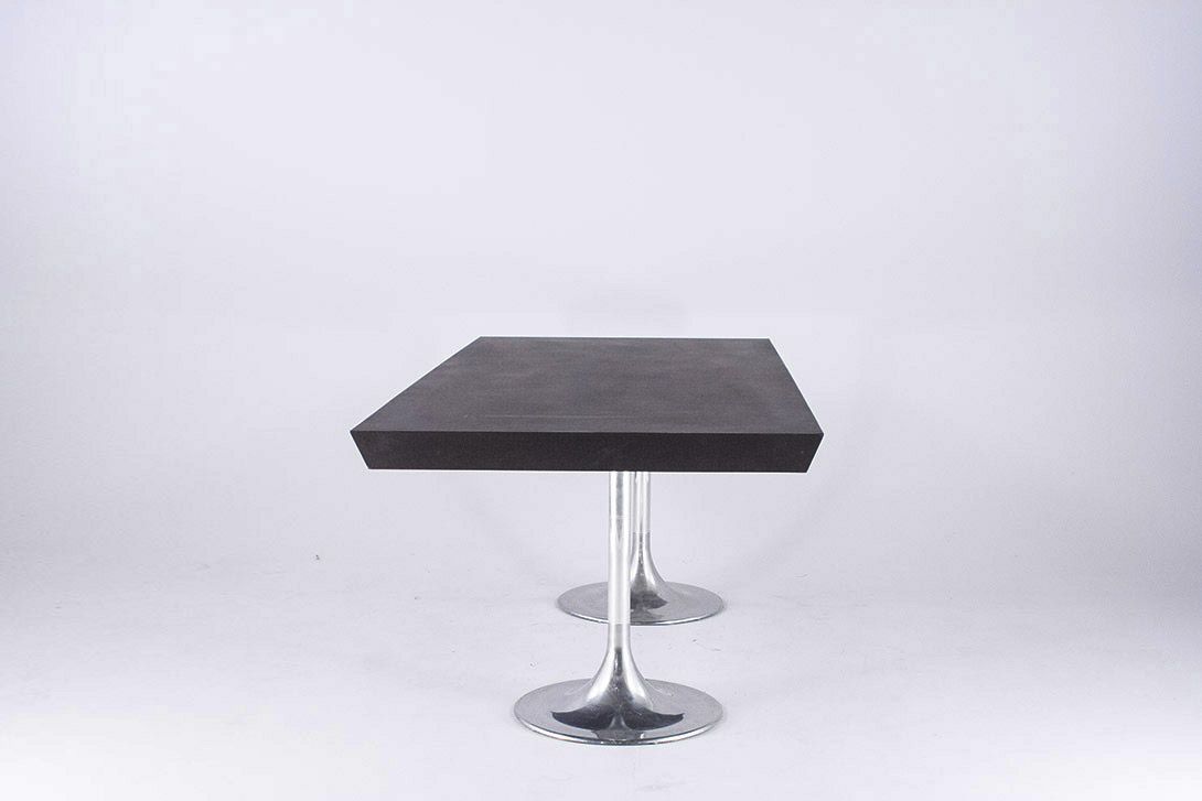 Foto Wooden Table with Chrome Trumpet Legs