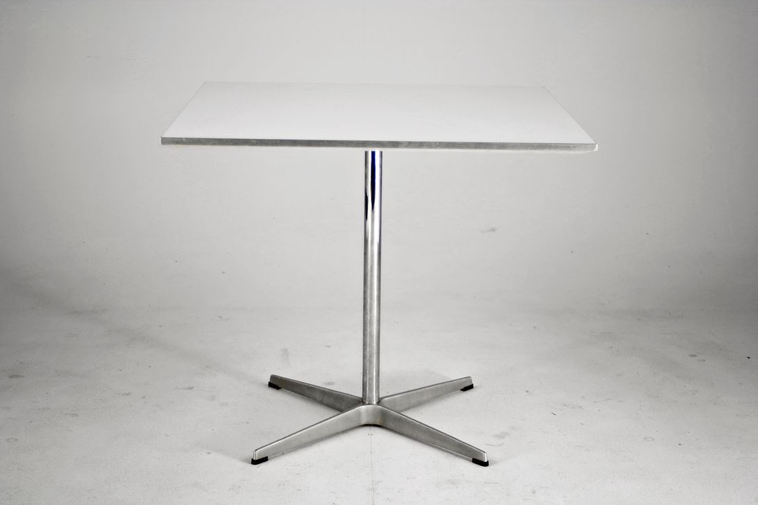 Foto Hansen Squared Café Dining Modular Table