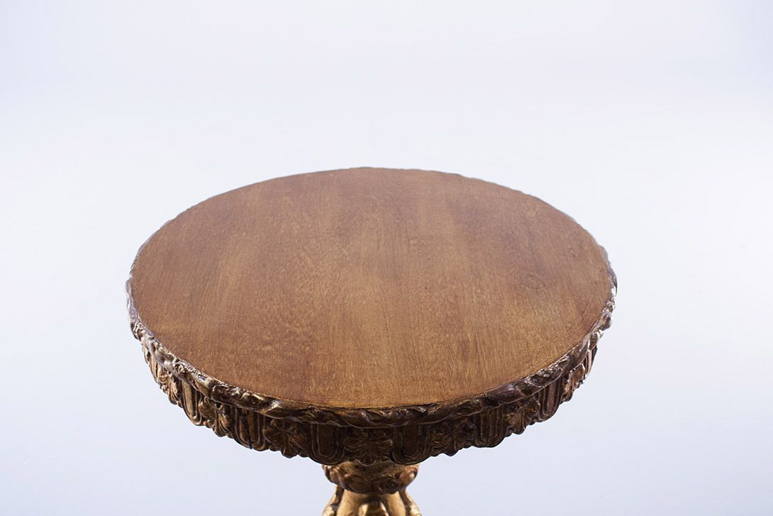 Foto Golden Ornately Side Table Historism 1964 ​h71x52