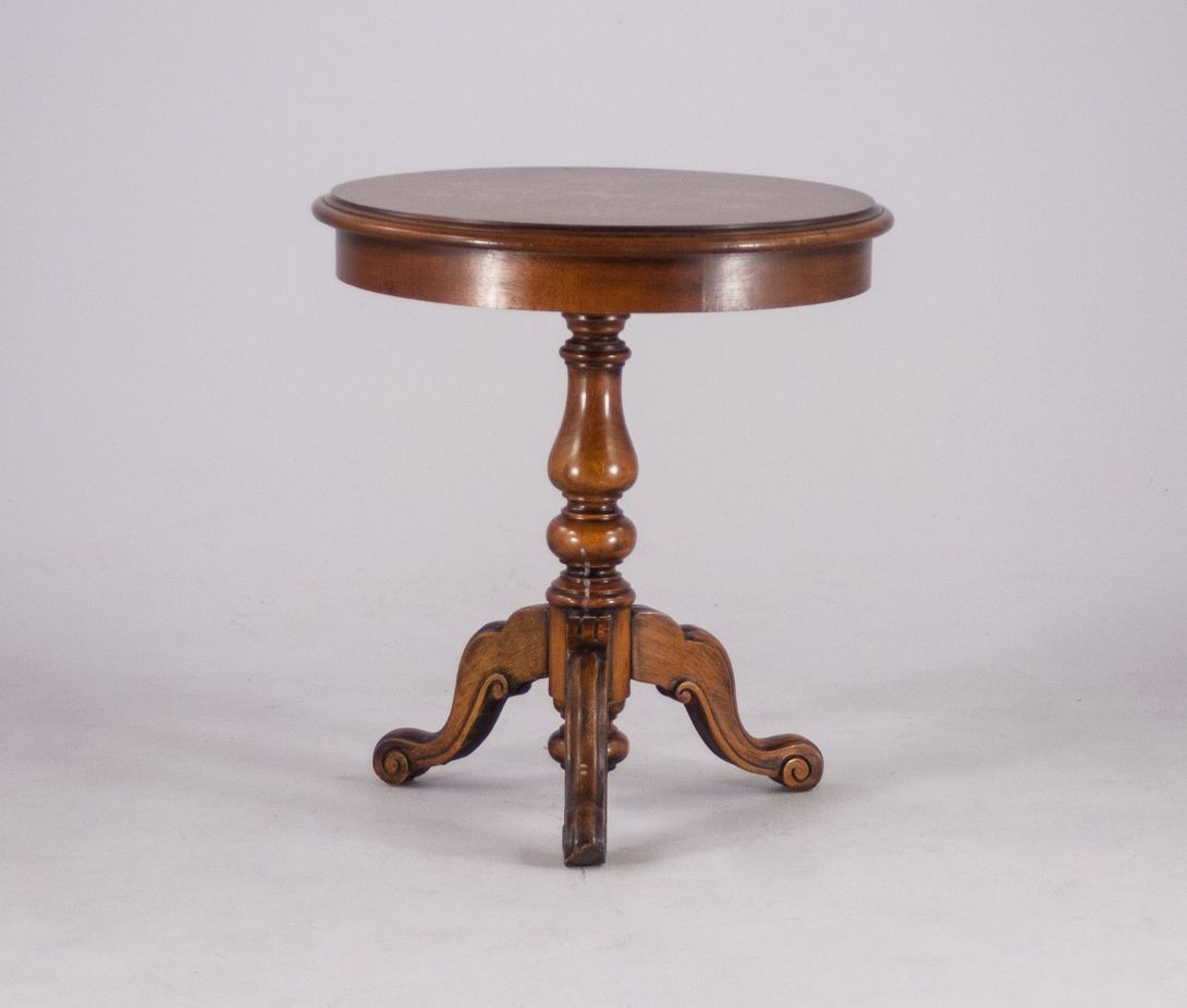 Foto Baroque Inlaid Side Table 1820 h60x55