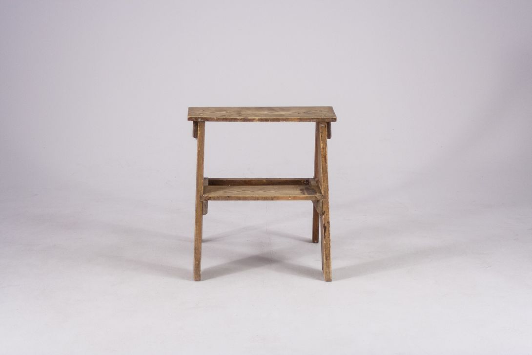 Foto Rustic Wooden Stepladder 1904