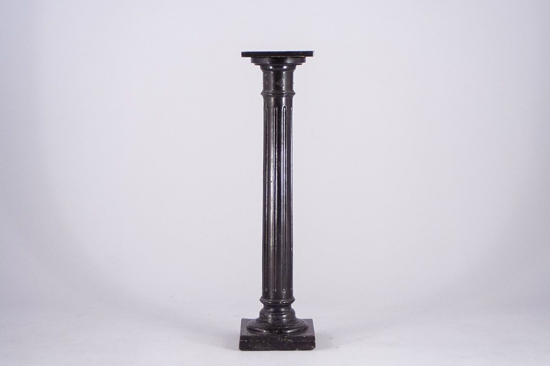 Foto Black Oak Column h105 Wilhelminian Era 1885 h105x27x27