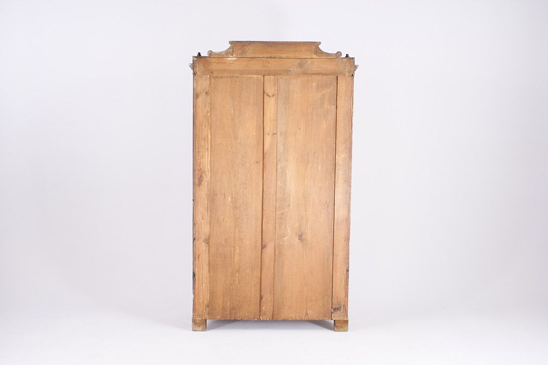 Foto Biedermeier Closet Rose Root Wood with Carved Helical Details *N