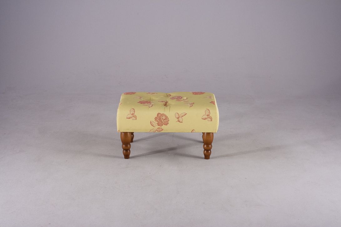 Foto Antique Ottoman with Yellow Upholstery and Flower Print Saxonia 1890
