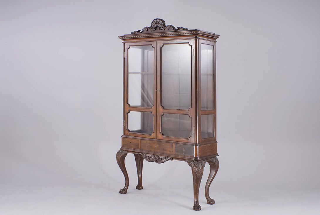 Foto Wilhelminian Oak Cabinet with Curved Legs and Showcase​ h195x43x111 *N
