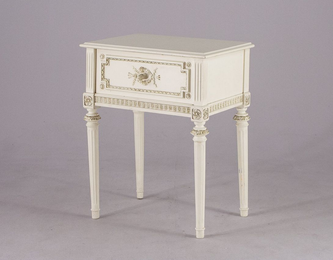 Foto Prussian Bedside Table Classic Historism 1925 ​h65x52x37